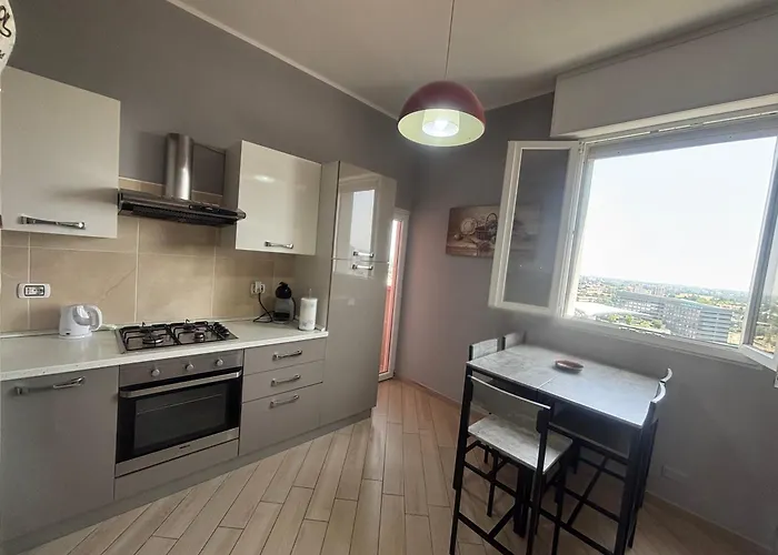 Vivi Il Rifugio Nel Cielo بولونيا